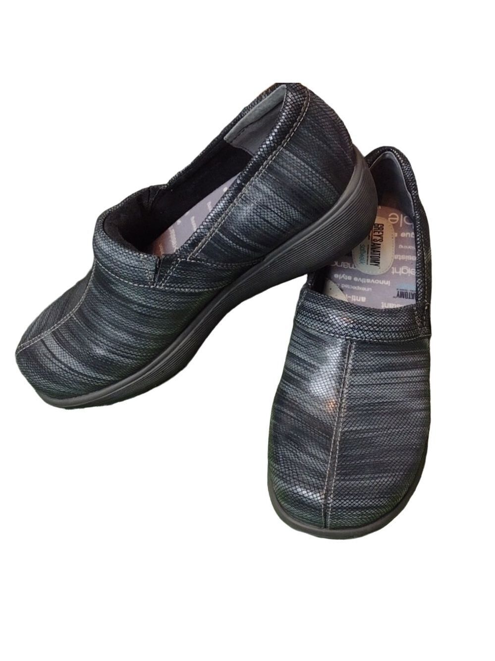 Grey's ANATOMY - nurses clogs size 8